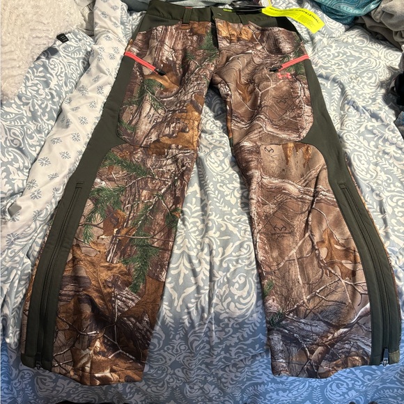 UNDER ARMOUR WOMENS COLDGEAR INFRARED SCENT CONTROL SPEED FREEK PANT - Picture 2 of 4